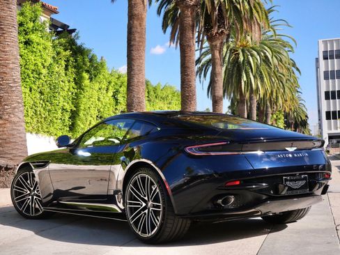 New 2026 Aston Martin DB12 Coupe image 2