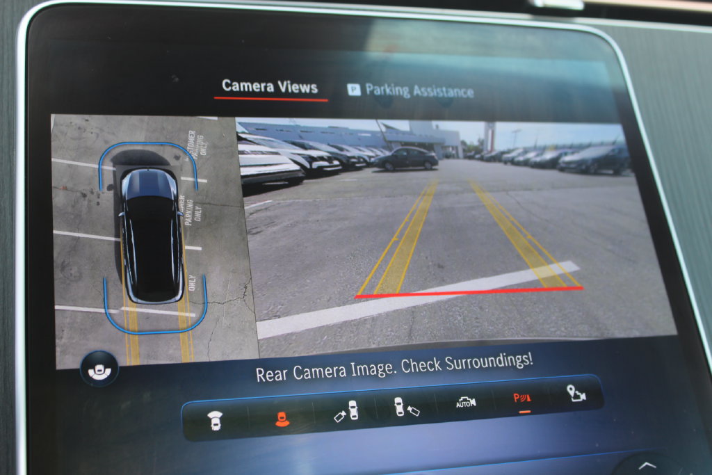 Used 2023 Mercedes-Benz EQS 450+ SUV image 29