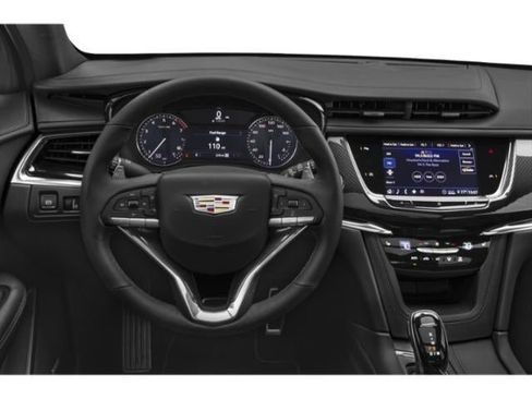 Used 2023 Cadillac XT6 Premium Luxury w/ Technology Package AWD/4WD image 7