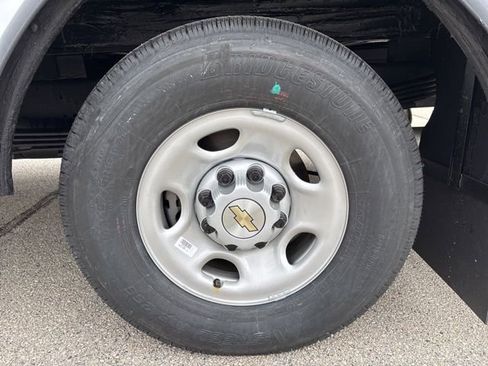 New 2024 Chevrolet Express 3500 w/ Power Convenience Package RWD image 6