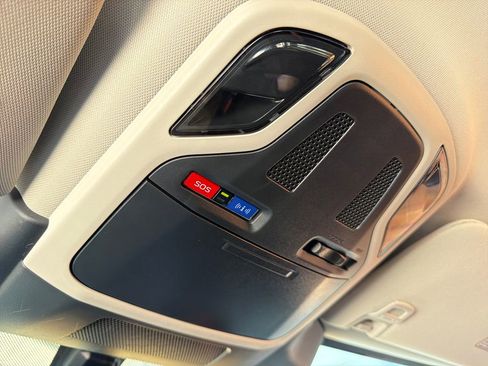 Used 2025 Subaru Outback Premium w/ Popular Package #1A image 27