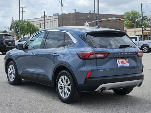 Used 2023 Ford Escape Active w/ Cold Weather Package image 6