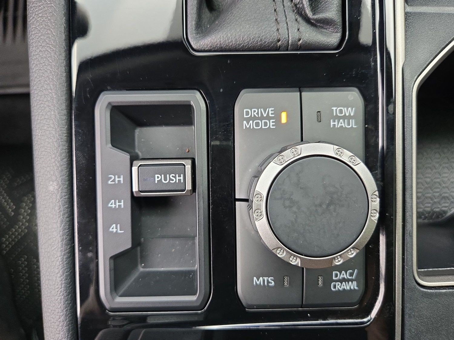 Used 2023 Toyota Tundra Limited w/ TRD Off-Road Package AWD/4WD image 28