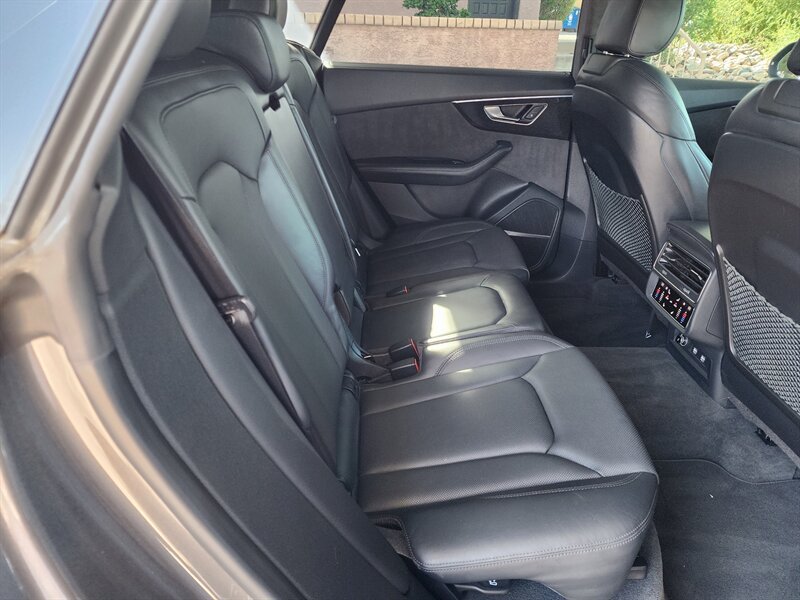 Used 2019 Audi Q8 Prestige w/ Luxury Package AWD/4WD image 79