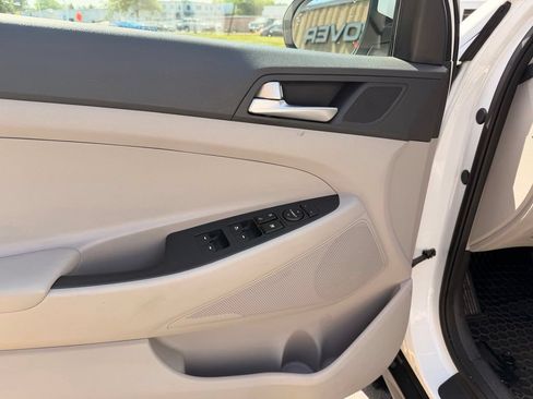Used 2019 Hyundai Tucson Value w/ Cargo Package AWD/4WD image 11