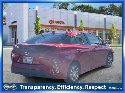 Certified 2020 Toyota Prius Prime Limited image 6