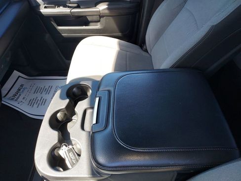 Used 2021 RAM 2500 Big Horn w/ Level 1 Equipment Group image 26