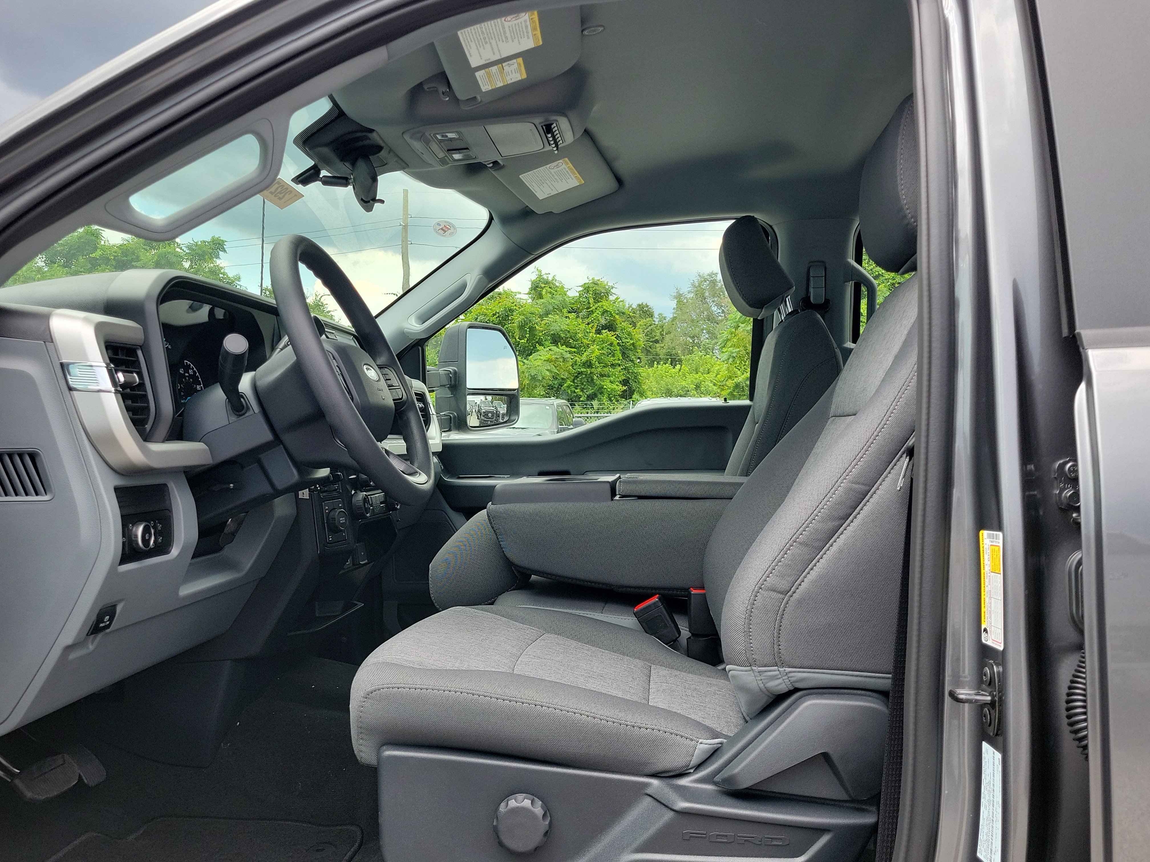 New 2026 Ford F350 XL w/ STX Appearance Package AWD/4WD image 15