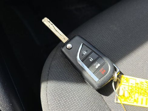 Used 2024 Toyota Corolla LE image 29