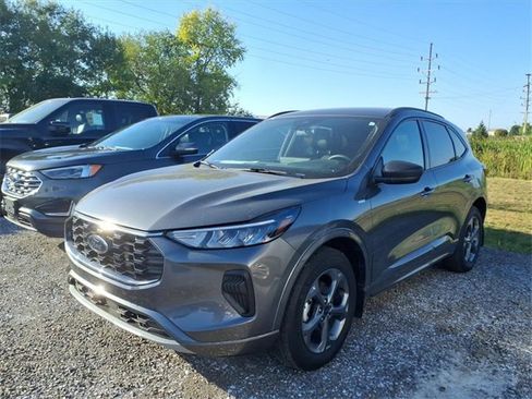 Used 2023 Ford Escape ST-Line w/ Tech Pack #1 image 4