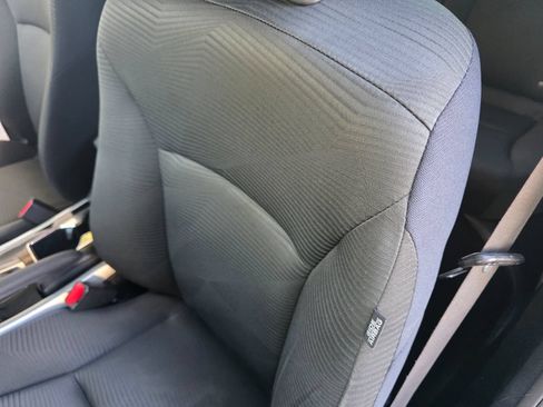 Used 2017 Honda Accord LX image 18