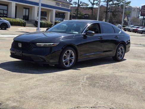 Used 2024 Honda Accord EX image 3