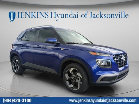 New 2026 Hyundai Venue SEL FWD image 1