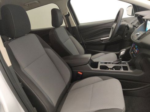 Used 2019 Ford Escape SE FWD image 21