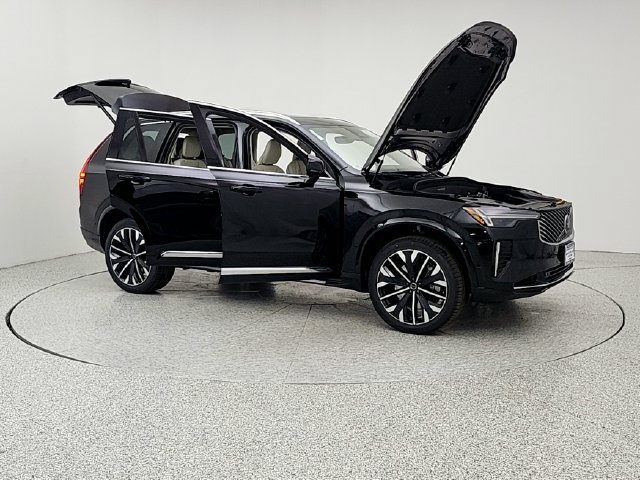 New 2026 Volvo XC90 T8 Ultra w/ Protection Package AWD/4WD image 10
