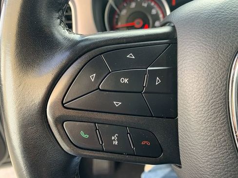 Used 2023 Dodge Charger SXT image 29