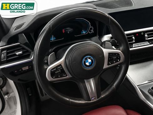 Used 2022 BMW 330e w/ M Sport Package RWD image 13