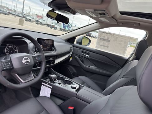 New 2026 Nissan Rogue SV w/ SV Premium Package image 25