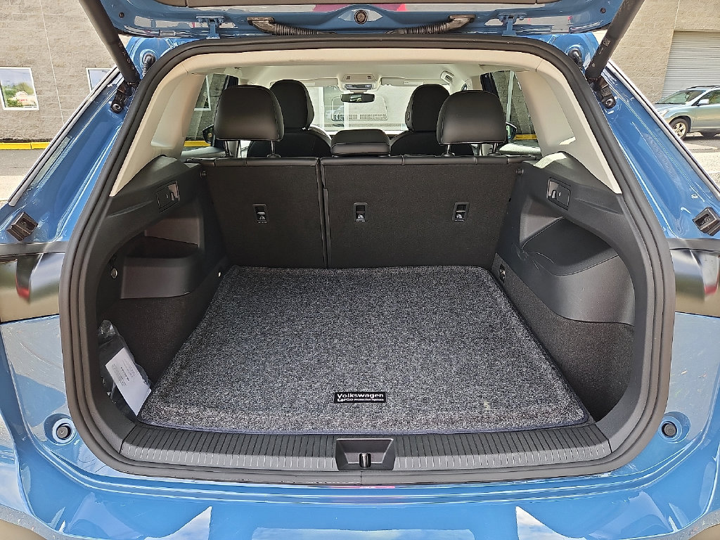 Certified 2025 Volkswagen Tiguan SE AWD/4WD image 30