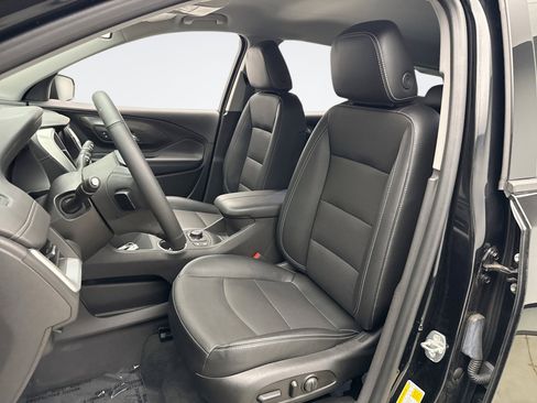 Used 2024 GMC Terrain SLT w/ Infotainment Package II AWD/4WD image 11