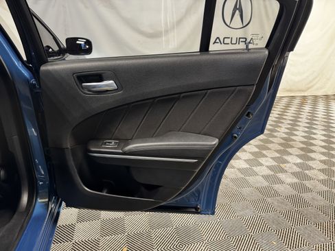 Used 2022 Dodge Charger SXT w/ Driver Convenience Group image 20