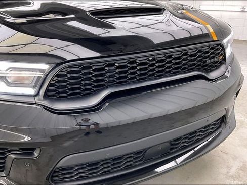 Used 2023 Dodge Durango R/T w/ Hemi Orange Plus Package AWD/4WD image 31