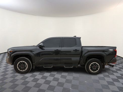 Used 2024 Toyota Tacoma TRD Off-Road image 2