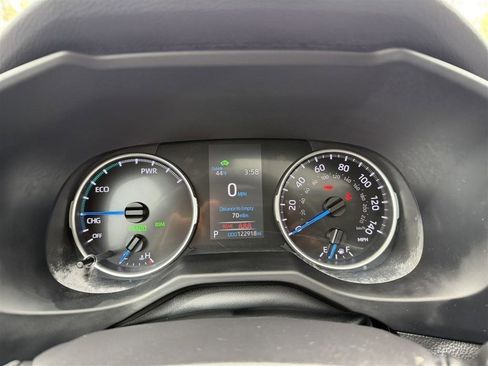 Used 2021 Toyota RAV4 XLE w/ Convenience Package AWD/4WD image 27