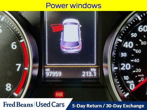 Used 2016 Volkswagen GTI SE w/ Lighting Package (SEL) FWD image 15