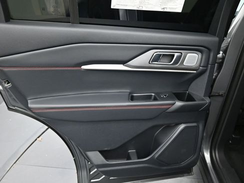 Used 2025 Ford Explorer ST w/ Sun And Sound Package image 22