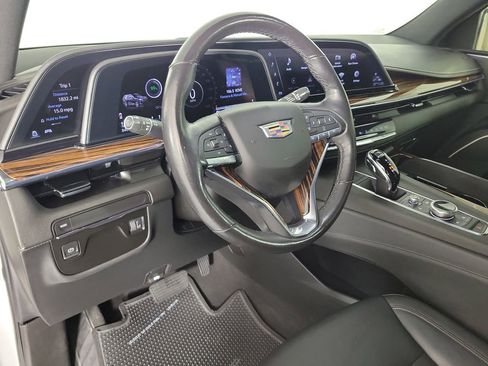 Used 2021 Cadillac Escalade Luxury RWD image 18