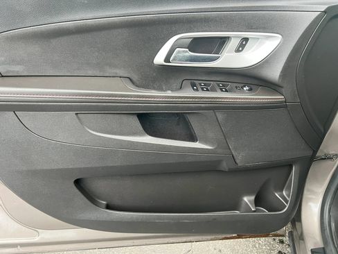 Used 2012 Chevrolet Equinox LT w/ Driver Convenience Package AWD/4WD image 9