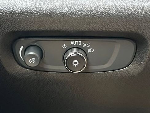 Certified 2023 Chevrolet Traverse LT w/ LPO, Floor Liner Package image 19