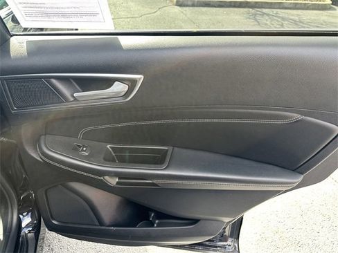 Certified 2021 Ford Edge Titanium w/ Cargo Accessory Package image 40