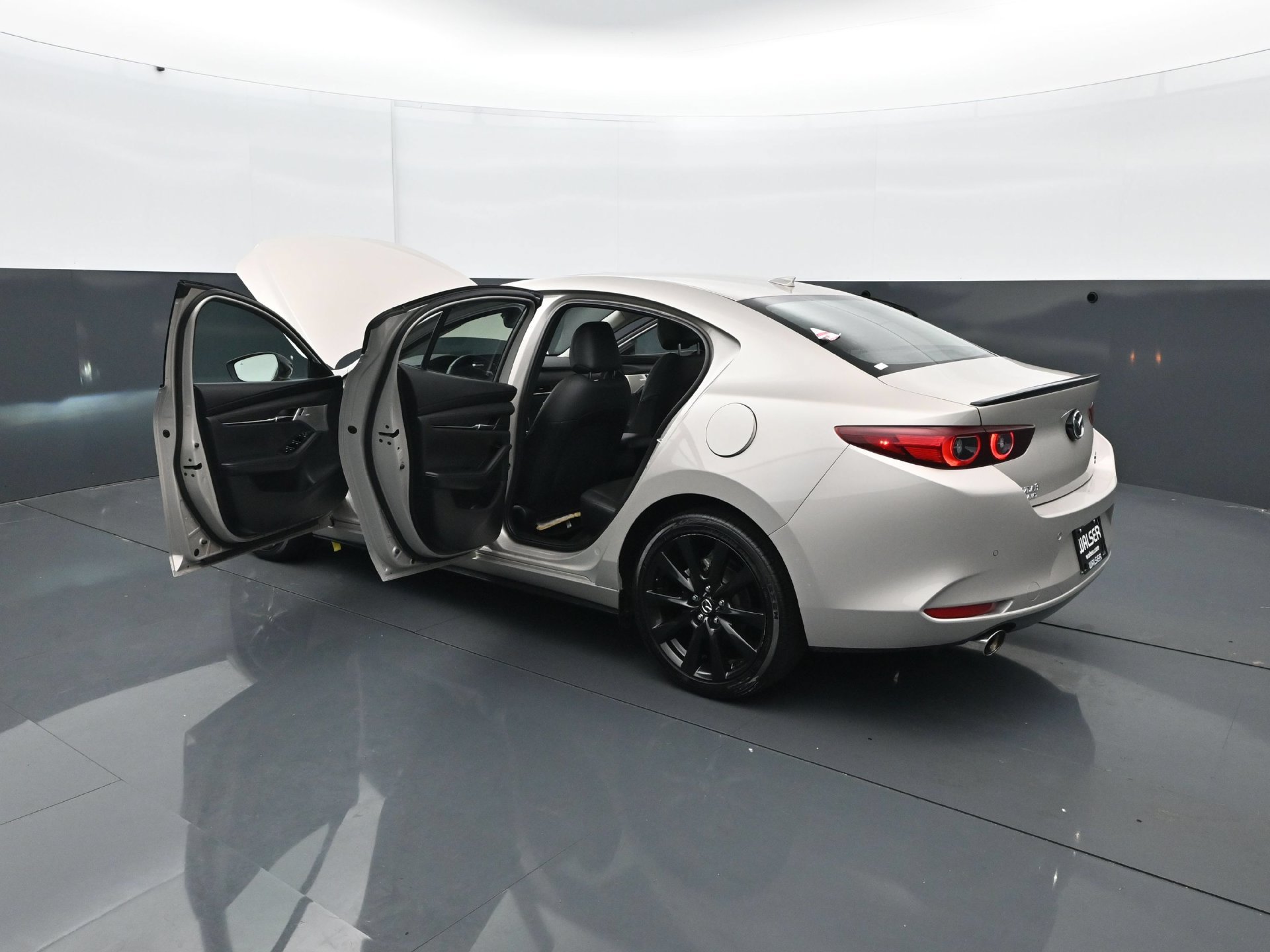 Used 2023 MAZDA MAZDA3 2.5 Turbo Sedan w/Premium Plus AWD/4WD image 32