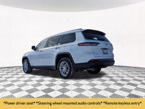 Used 2021 Jeep Grand Cherokee L Laredo w/ Luxury Tech Group I image 13