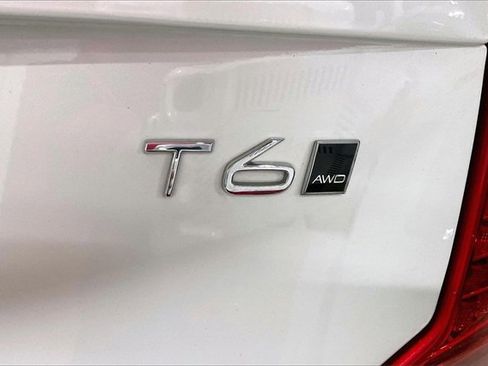 Used 2022 Volvo XC90 T6 Inscription w/ Climate Package image 8