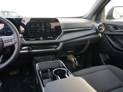 Used 2025 Chevrolet Equinox LT AWD/4WD image 21