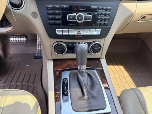 Used 2012 Mercedes-Benz C 300 4MATIC Sedan image 9