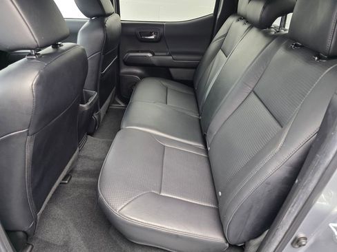 Used 2023 Toyota Tacoma TRD Off-Road w/ TRD Premium Off Road Package image 14