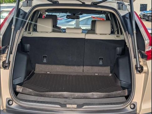 Used 2019 Honda CR-V Touring image 19