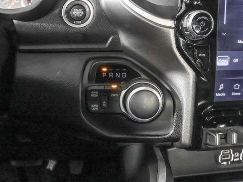 Used 2024 RAM 2500 Big Horn w/ Night Edition image 31