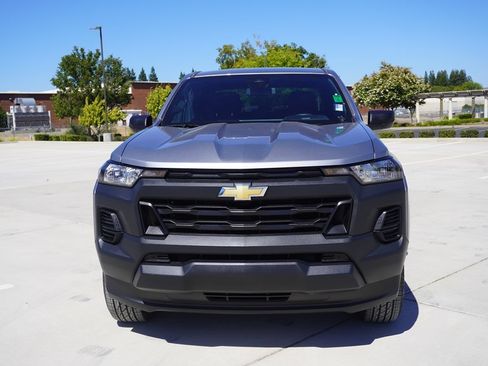 Used 2023 Chevrolet Colorado W/T RWD image 5