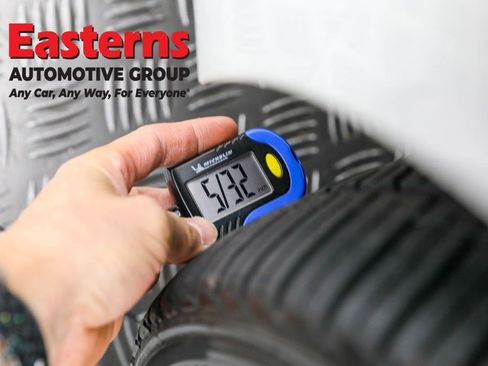 Used 2022 Genesis G70 3.3T image 30