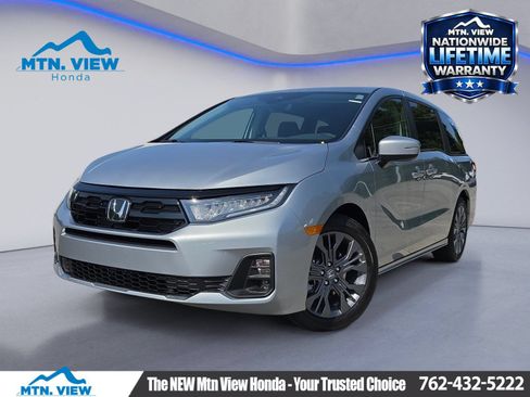 New 2026 Honda Odyssey Touring image 1