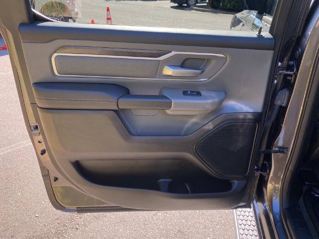Used 2023 RAM 1500 Big Horn AWD/4WD image 10