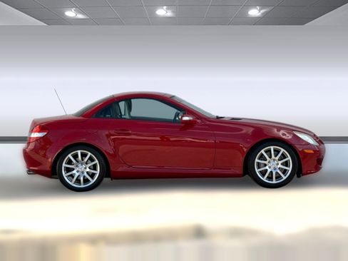 Used 2005 Mercedes-Benz SLK 350 image 8
