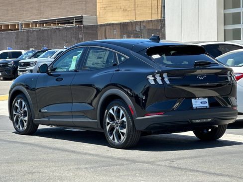 New 2026 Ford Mustang Mach-E Select RWD image 5