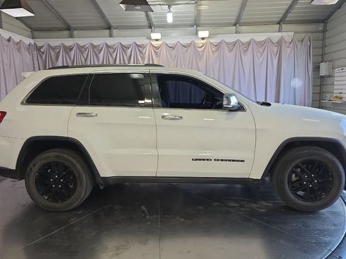 Used 2020 Jeep Grand Cherokee Limited w/ Luxury Group II RWD image 9