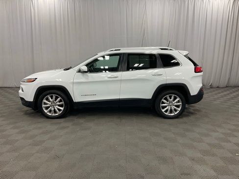 Used 2016 Jeep Cherokee Limited image 8